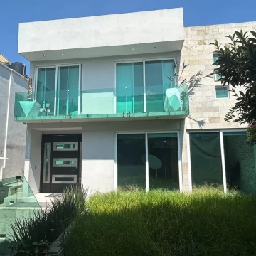 Tizapán San Ángel, Casa en venta sobre avenida principal