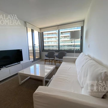 Apartamento 2 dormitorios 2 baños Playa Brava Punta del Este