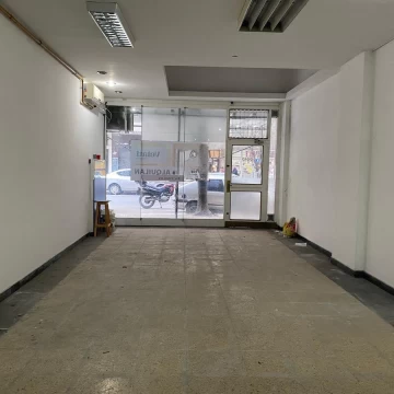 Local en el Centro con desarrollo en 2 plantas