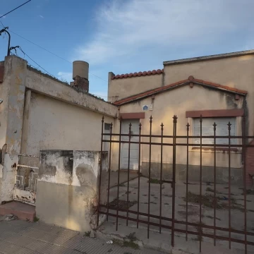 Casa en Undiano 1400 - Barrio San Martin -  Bahía Blanca