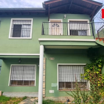 Casa en VENTA - Lote propio - 2 viviendas