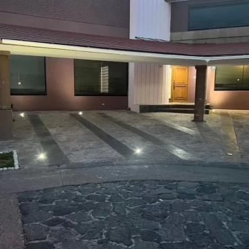 CASA EN VENTA EN COL. VALLE ESCONDIDO, TLALPAN