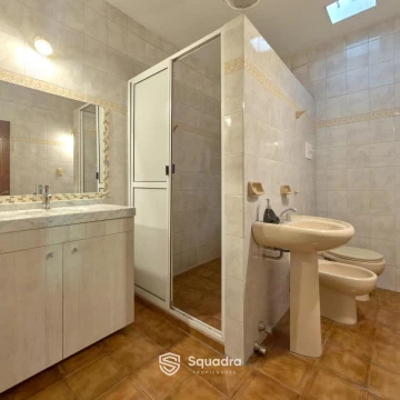 1787591561.jpg