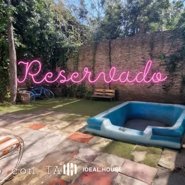 VENTA PH 3 ambientes con jardín y terraza.