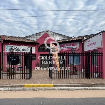 Complejo EL Brigadier, San José del Rincon, Salón eventos, 4 locales, cancha futbol 5.