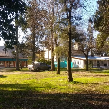 Venta Hosteria en Funcionamiento 20 Habitaciones Lote 4800 m² Loma Verde Escobar