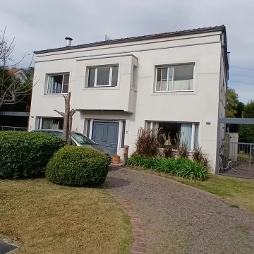 Casa frente al golf en Club de Campo Mayling en Venta