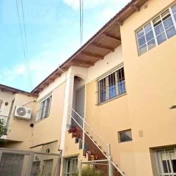 VENTA PH en Florida, 3 ambientes en planta alta sin expensas APTO CRÉDITO