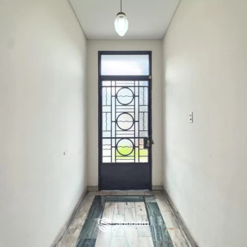1787602354.jpg