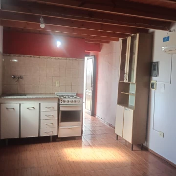 DEPARTAMENTO EN ALQUILER PLANTA ALTA UBICADO EN VILLA MERCEDES, SAN LUIS.