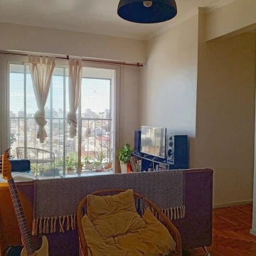 Departamento 3 ambientes en venta con  vista abierta en Flores Norte
