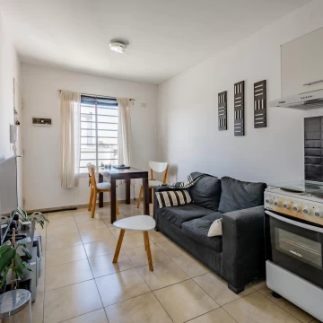 Venta - Departamento - Ramos Mejia - 2 Ambientes - Balcon - Frente - Permuta -