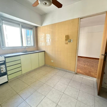 Venta departamento Centro Rosario 2 dormitorios Semipiso Balcón frente Cocina comedor Apto Credito