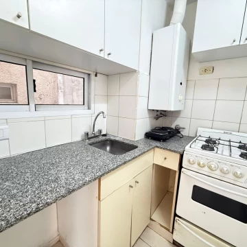Alquiler Departamento Rosario 1 Dormitorio Centro Moreno y Urquiza Balcón al frente
