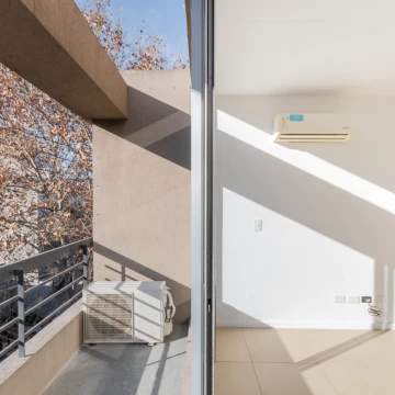 Venta Monoambiente luminoso con balcón en Saavedra