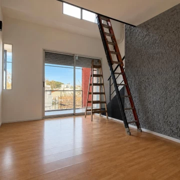Departamento tipo Loft en alquiler a una cuadra del Parque Saavedra