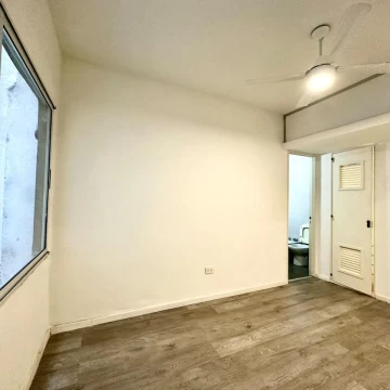 1787678828.jpg