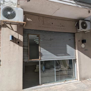 Local en Venta y Alquiler - con PB y sótano - Belgrano R