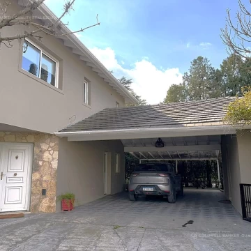 Casa en venta a 9 cuadras de panamericana
