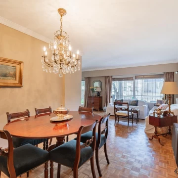 Departamento en venta en Palermo con balcon, patios y cochera