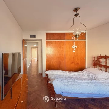 1787685194.jpg