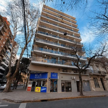 San Juan 2390 - Departamento Monoambiente En Alquiler - Lourdes, Rosario