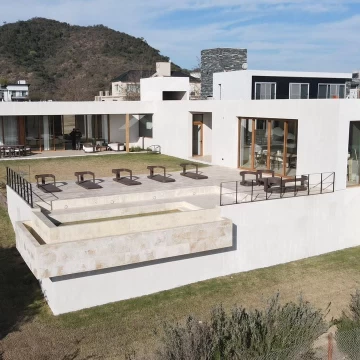 Casa en venta Los Milagros Santa Rosa De Calamuchita a estrenar
