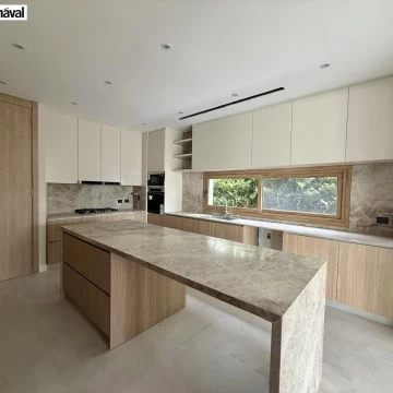 Increíble casa sobre el lago en Virazón Nordelta