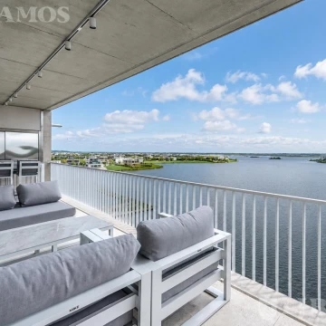 Departamento al lago en venta totalmente amoblado! Puertos / Escobar