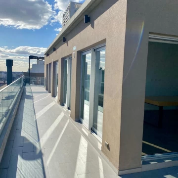 Departamento a estrenar  con patio en Nuñez