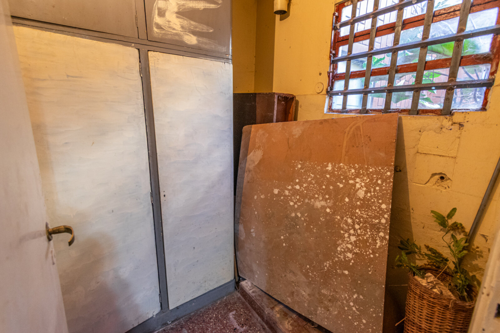 image 32