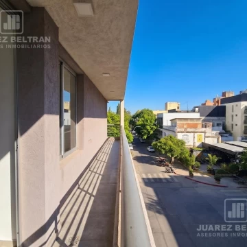 Depto en VENTA - 1 dormitorio con balcón al frente - Nueva Córdoba