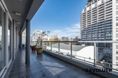 Alquiler departamento 3 ambientes con 2 cocheras y amenities