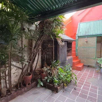 Venta Casa Caseros patio parrilla terraza