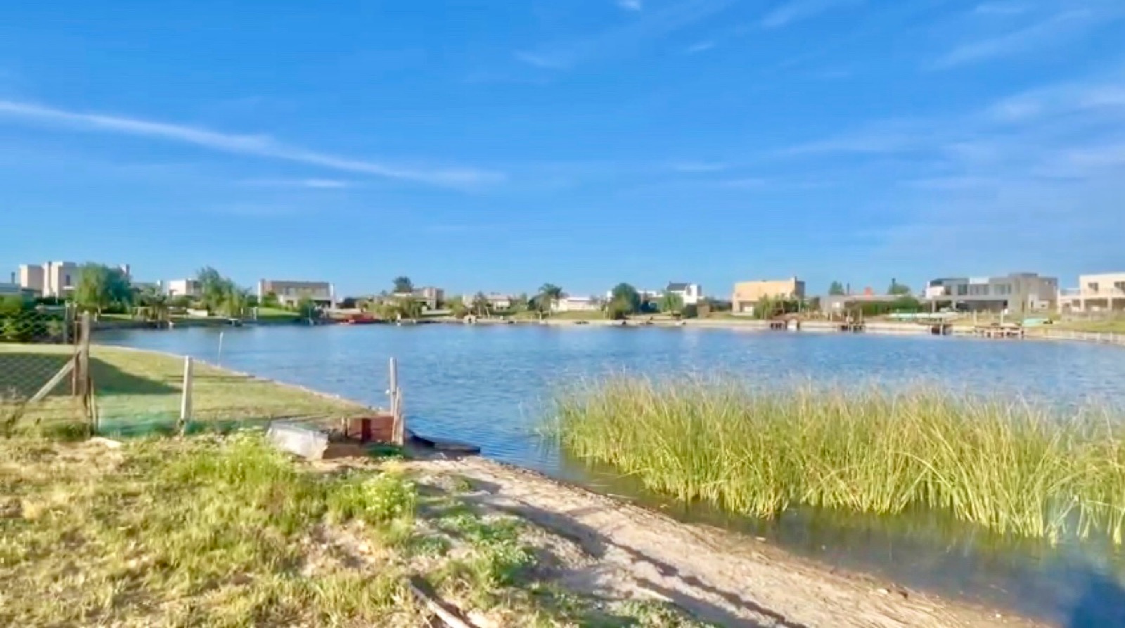 Venta Terreno en San Sebastián área 6 escriturado a la laguna. - Principal