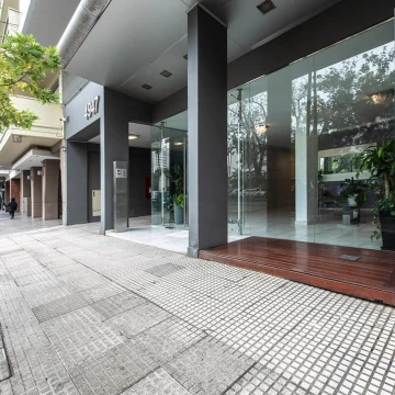 Amplio 2 Amb | Uso Profesional - Comercial. Full amenities.