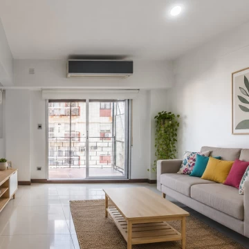 Venta. Tres ambientes en Almagro.