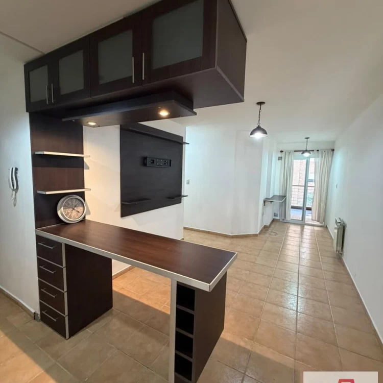Alquiler Depto 1 Dormitorio con Balcón. A mts Nueva Cordoba