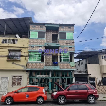 VENTA DE CASA RENTERA | 8 DEPARTAMENTOS |SUROESTE DE GYE | CALLE MARACAIBO (LC)