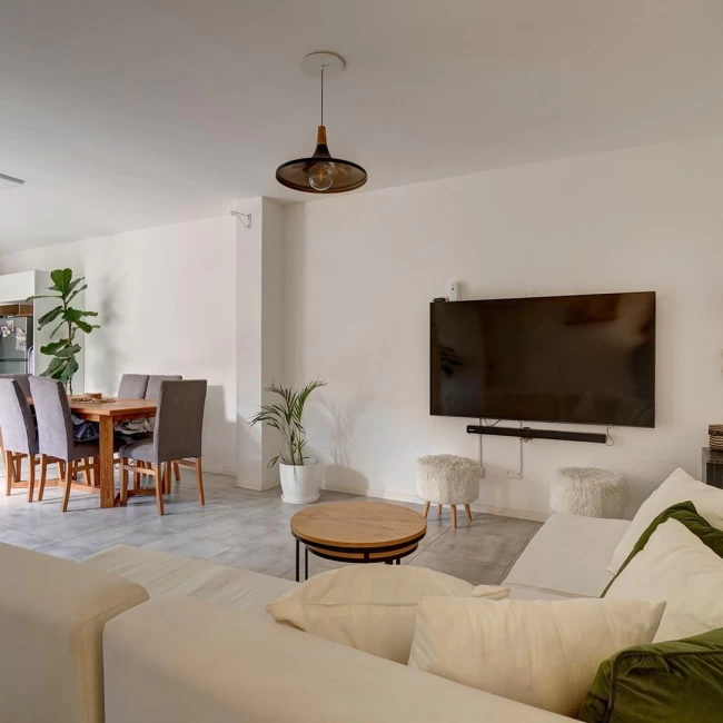 VENTA PH 4 AMBIENTES CON TERRAZA PROPIA SAAVEDRA FRENTE AL PARQUE