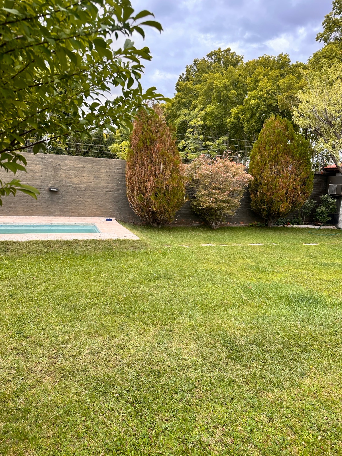 VENTA CASA CON PILETA Y QUINCHO EN LUJAN DE CUYO - 4