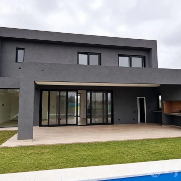 Casa A ESTRENAS Riberas Lote Interno con Pileta excelente calidad PG A