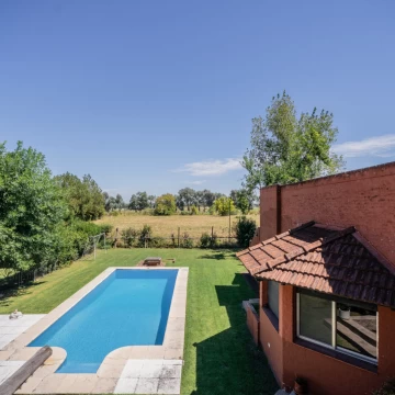 ¡OPORTUNIDAD! Casa en Golfers Country Club
