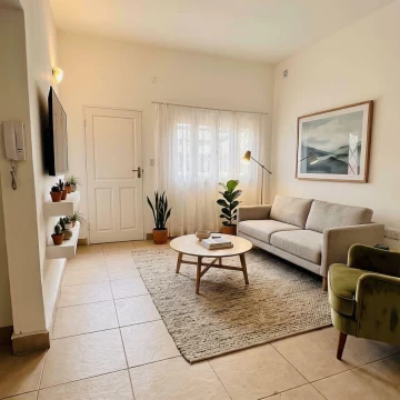 Francisco Candiotti 281- Alto Alberdi - CASA EN ALQUILER