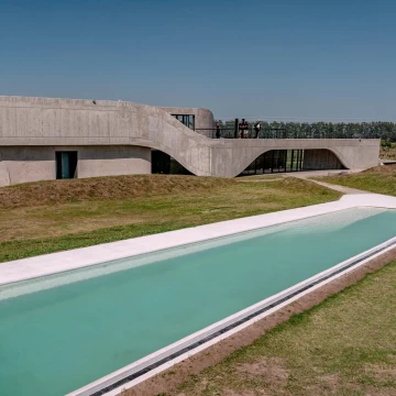 1787926548.jpg
