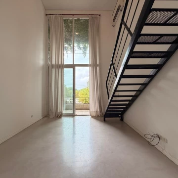 Departamento en VENTA en segundo piso con gran orientación - Ayres Vila