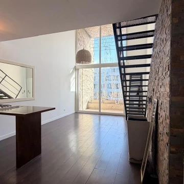 Departamento en ALQUILER en segundo piso con gran orientación e ideal vista - Ayres Vila