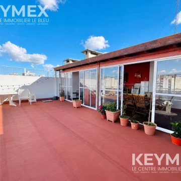 Venta 4 ambientes en Almagro con súper terraza y quincho en piso alto