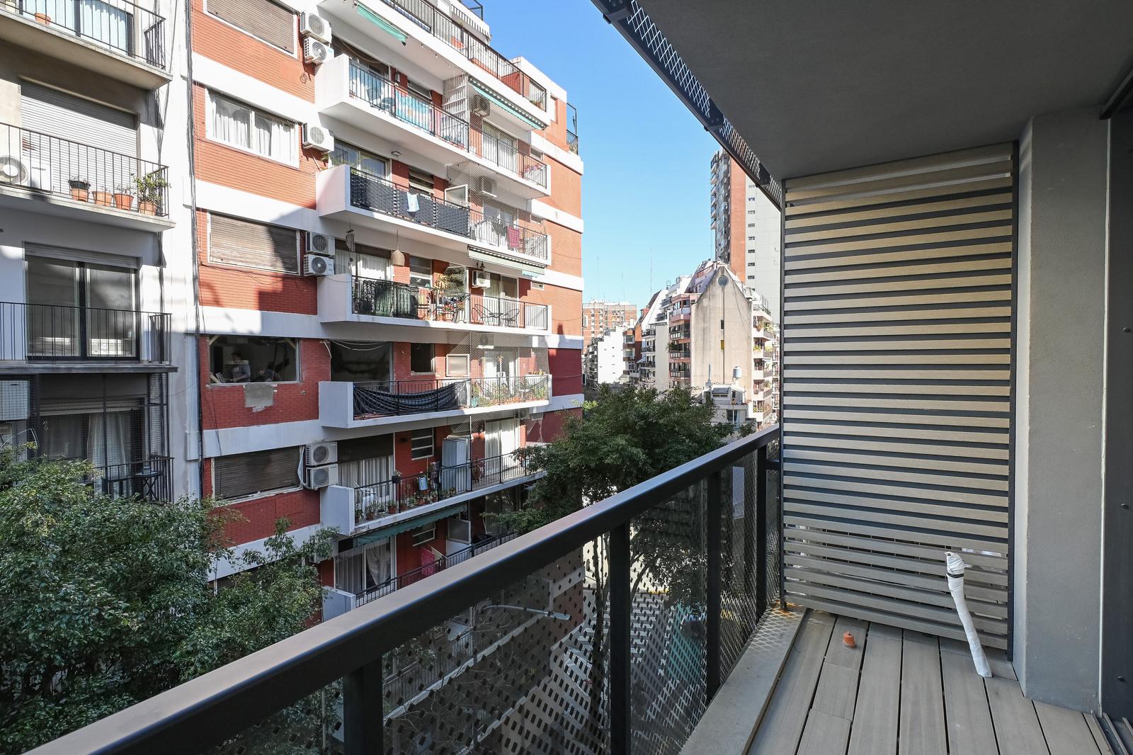 Balcón al frente