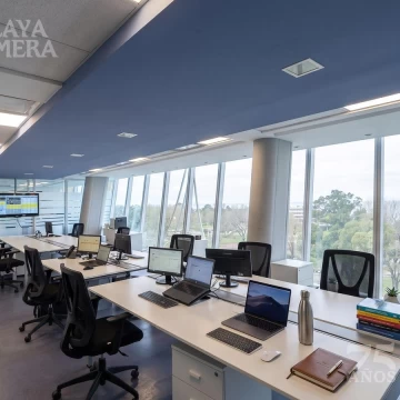 Oficina en venta y alquiler en Regatta Office Olivos Piso Alto